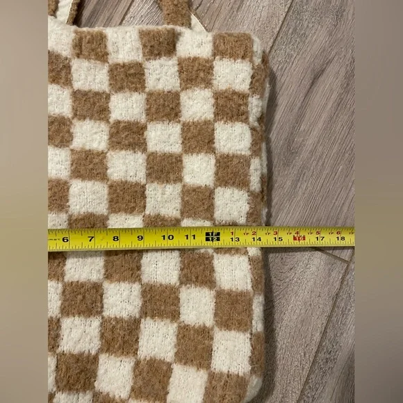 FREE PEOPLE Checkers Carry On
Scarf Set - Picture 9 of 11